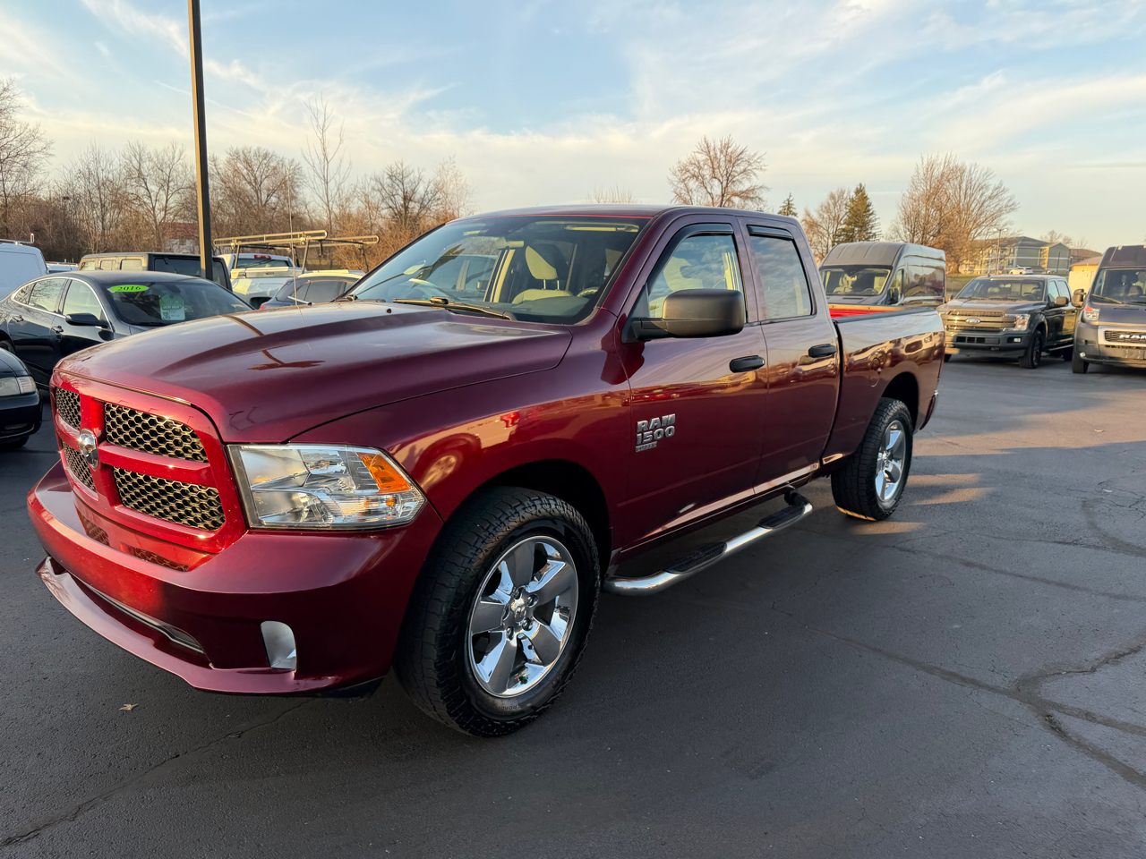 RAM 1500 Classic Express 4x4 Quad Cab 6'4" Box 2019