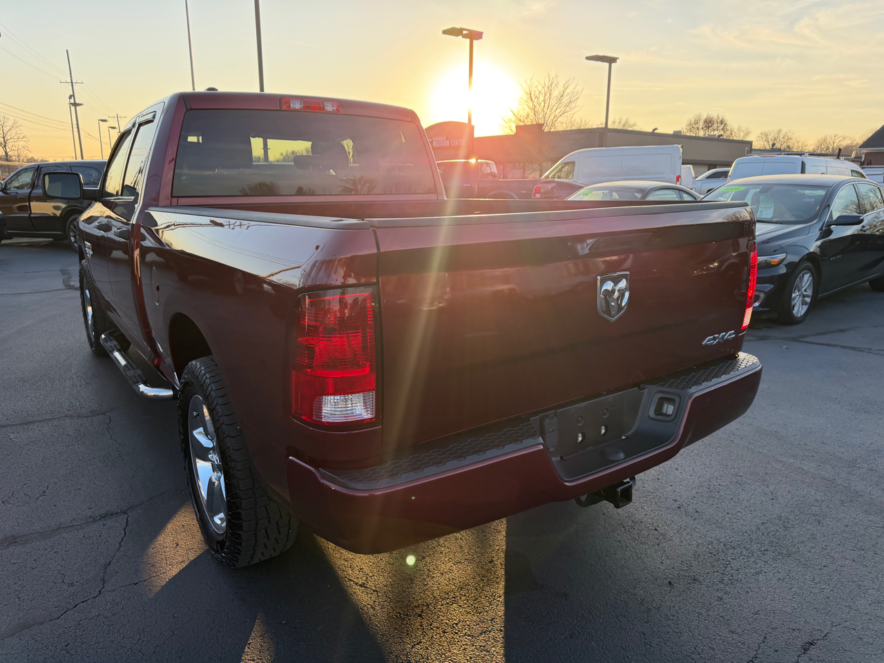 RAM 1500 Classic Express 4x4 Quad Cab 6'4" Box 2019
