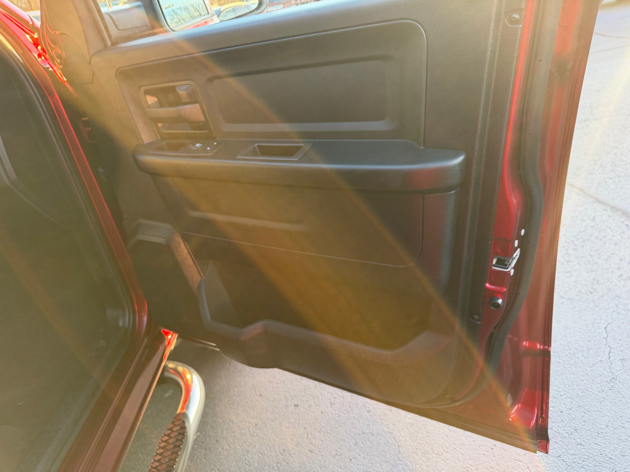 RAM 1500 Classic Express 4x4 Quad Cab 6'4" Box 2019