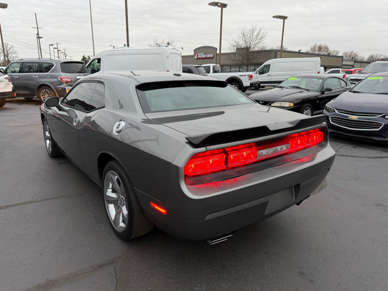 Dodge Challenger 2dr Cpe SXT Plus 2012
