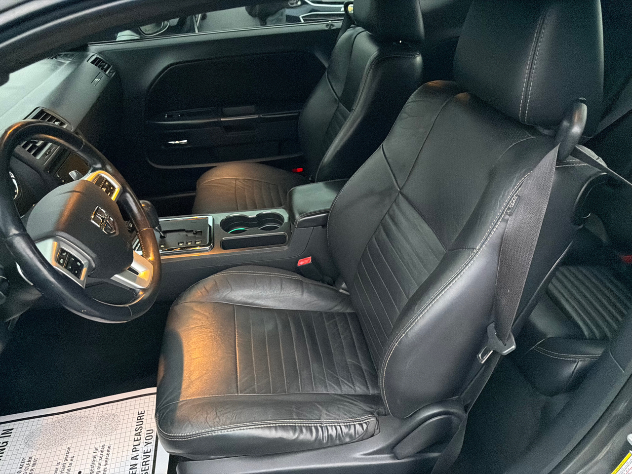 Dodge Challenger 2dr Cpe SXT Plus 2012