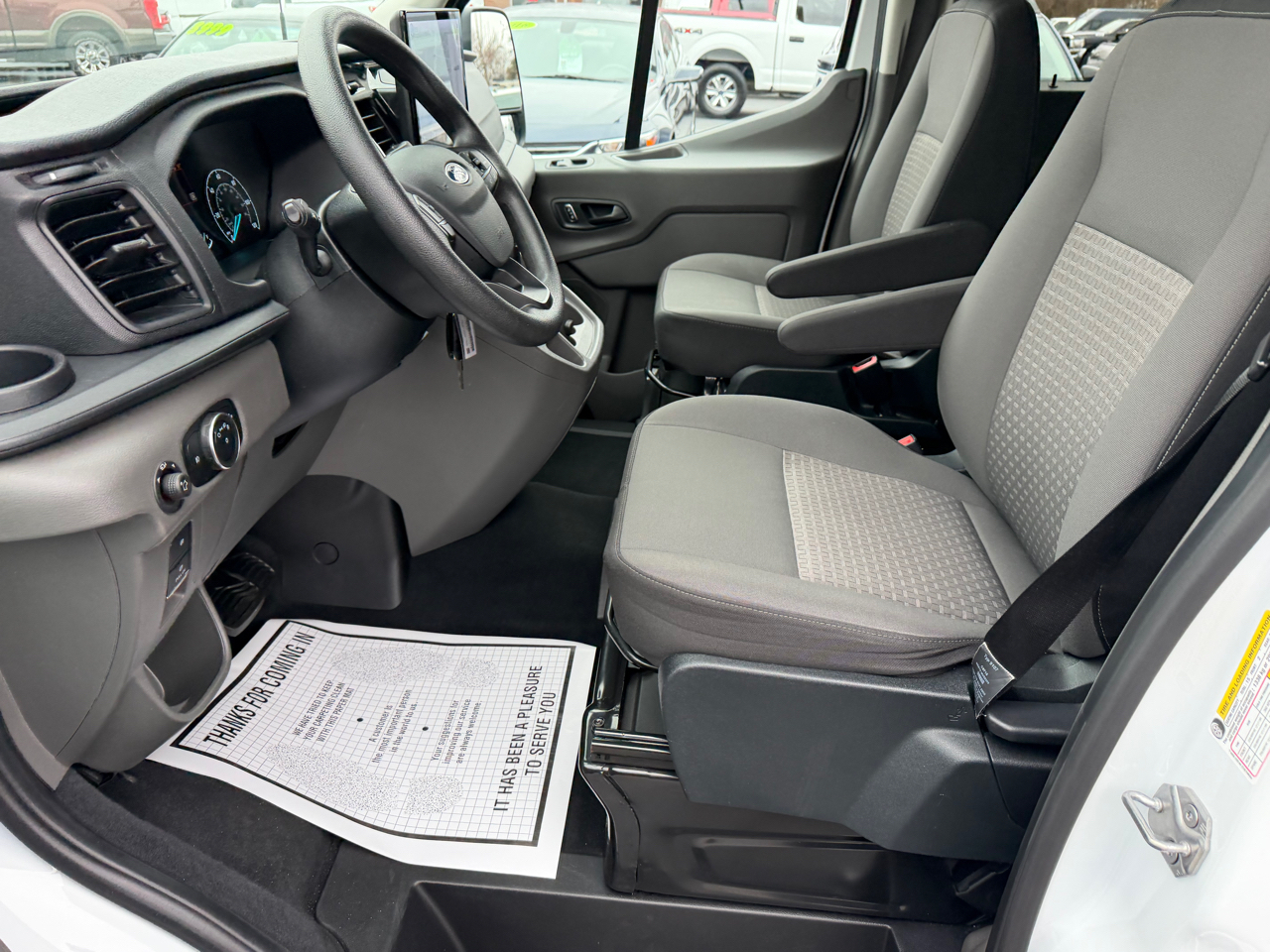 Ford Transit Passenger Wagon T-350 148" Med Roof XLT RWD 2023