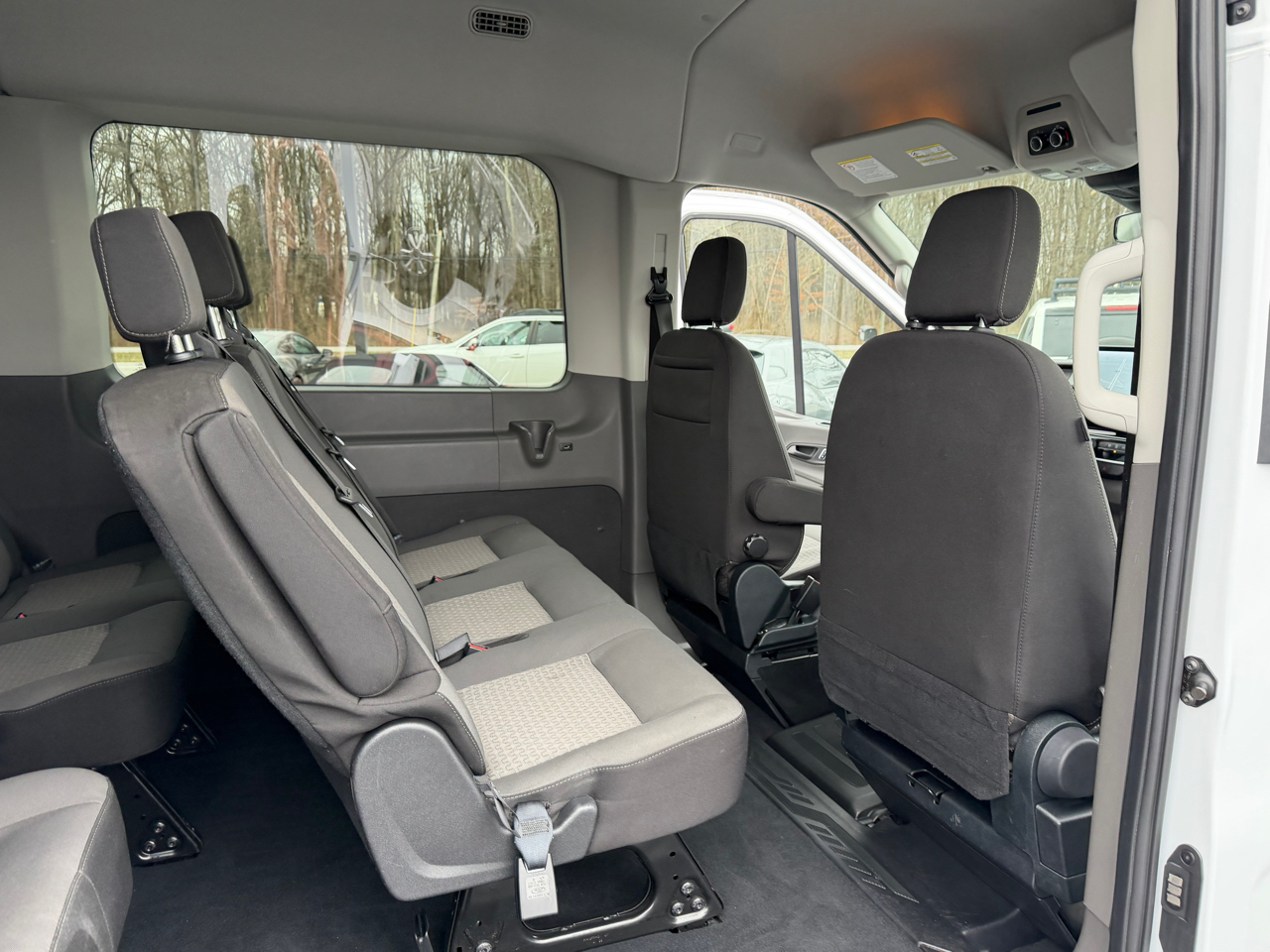 Ford Transit Passenger Wagon T-350 148" Med Roof XLT RWD 2023