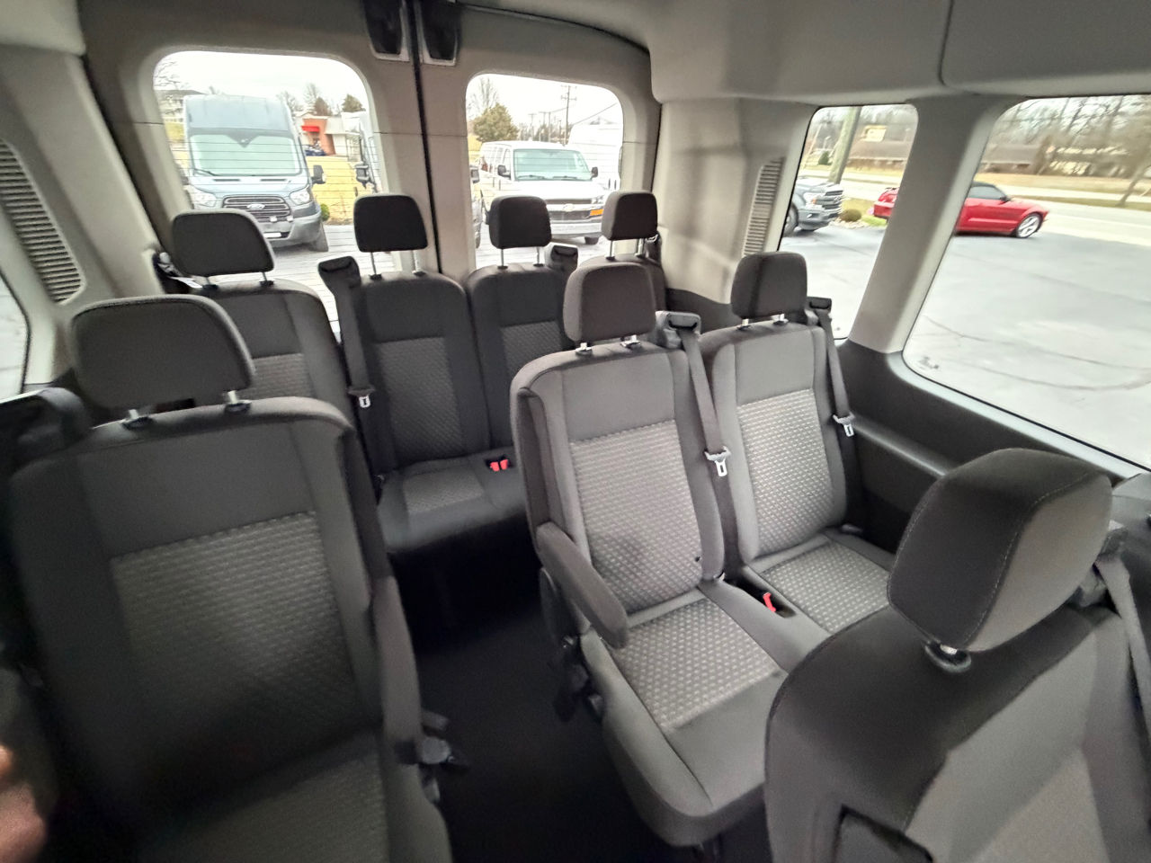 Ford Transit Passenger Wagon T-350 148" Med Roof XLT RWD 2023