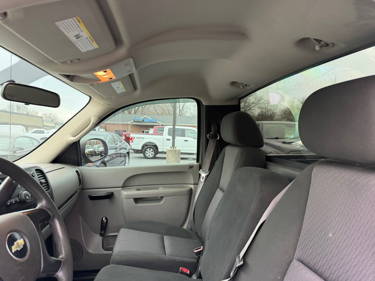 Chevrolet Silverado 1500 2WD Reg Cab 119.0" Work Truck 2012