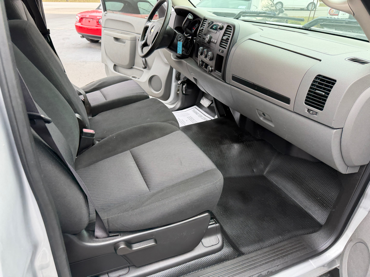 Chevrolet Silverado 1500 2WD Reg Cab 119.0" Work Truck 2012