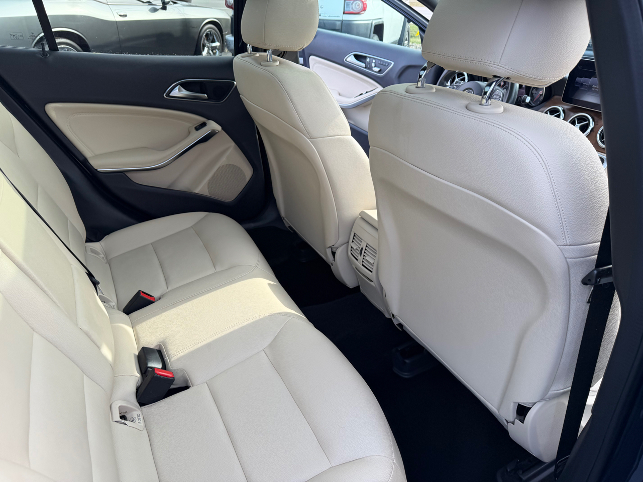 Mercedes-Benz GLA GLA 250 4MATIC SUV 2018