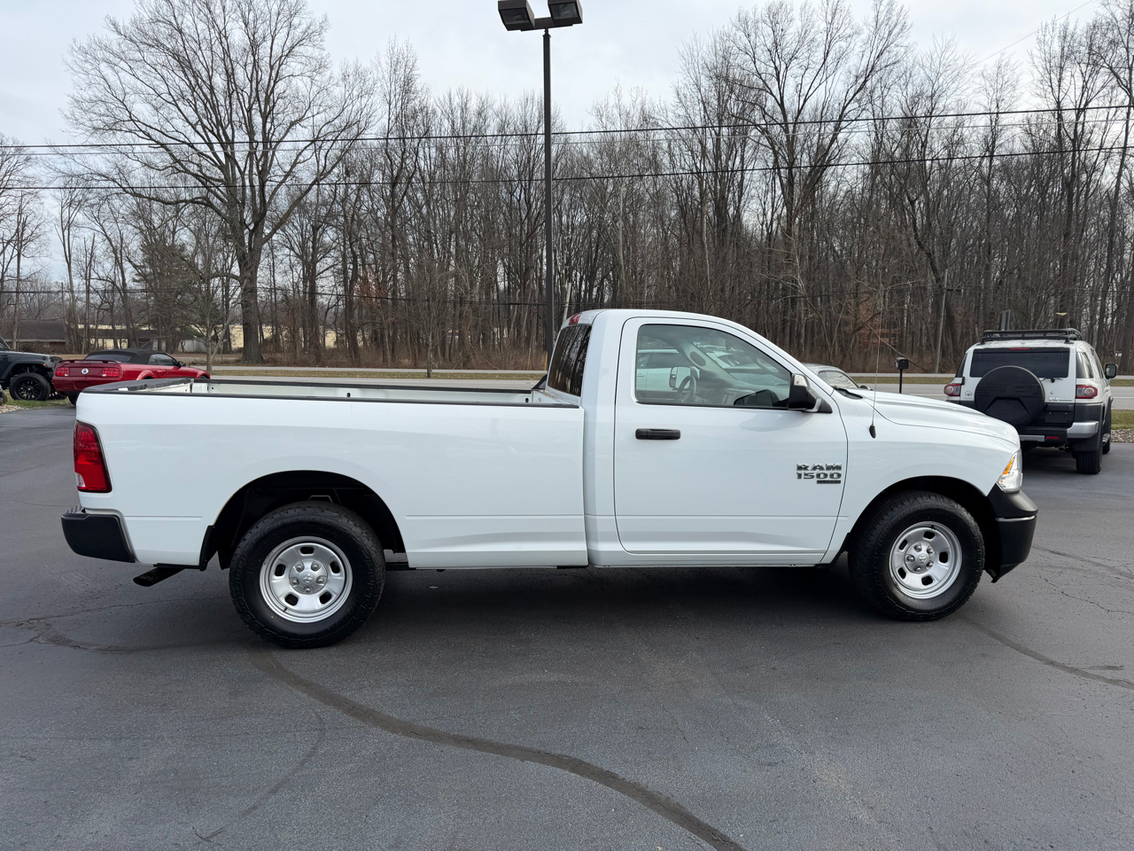 RAM 1500 Classic Tradesman 4x2 Reg Cab 8' Box 2022