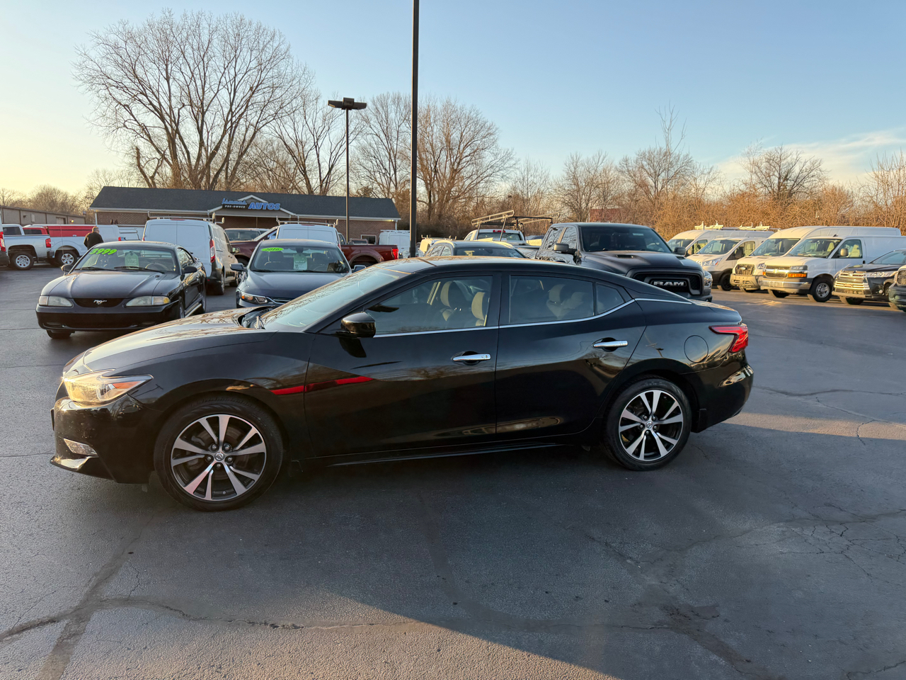 Nissan Maxima S 3.5L 2017