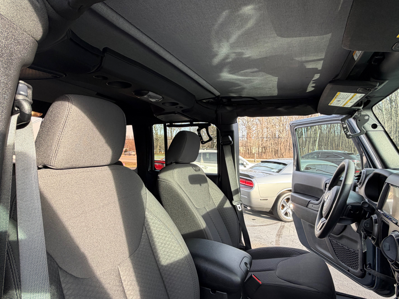 Jeep Wrangler Unlimited 4WD 4dr Sport 2016