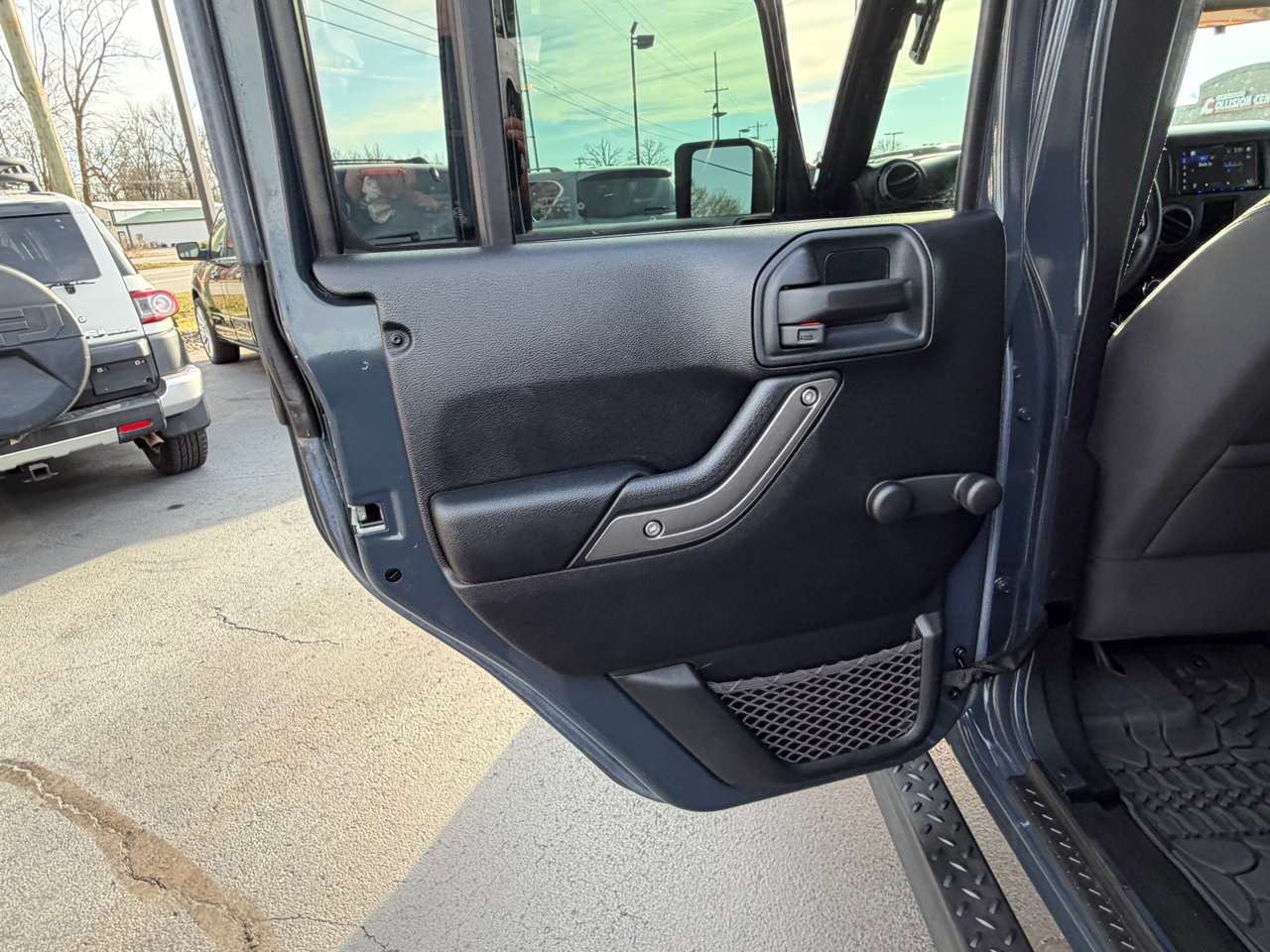 Jeep Wrangler Unlimited 4WD 4dr Sport 2016