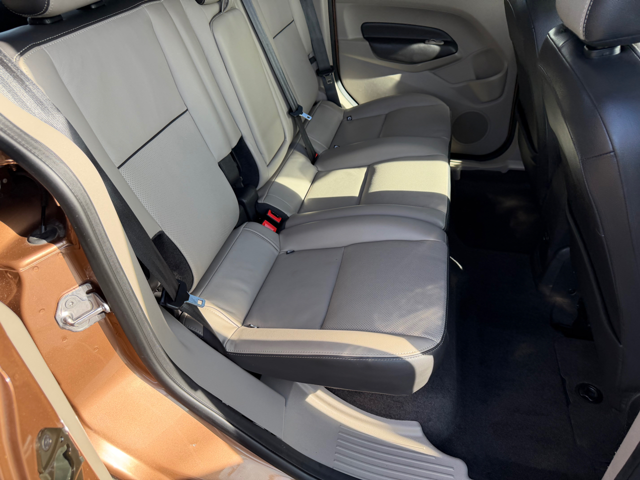 Ford Transit Connect Wagon 4dr Wgn SWB XLT w/Rear Liftgate 2014