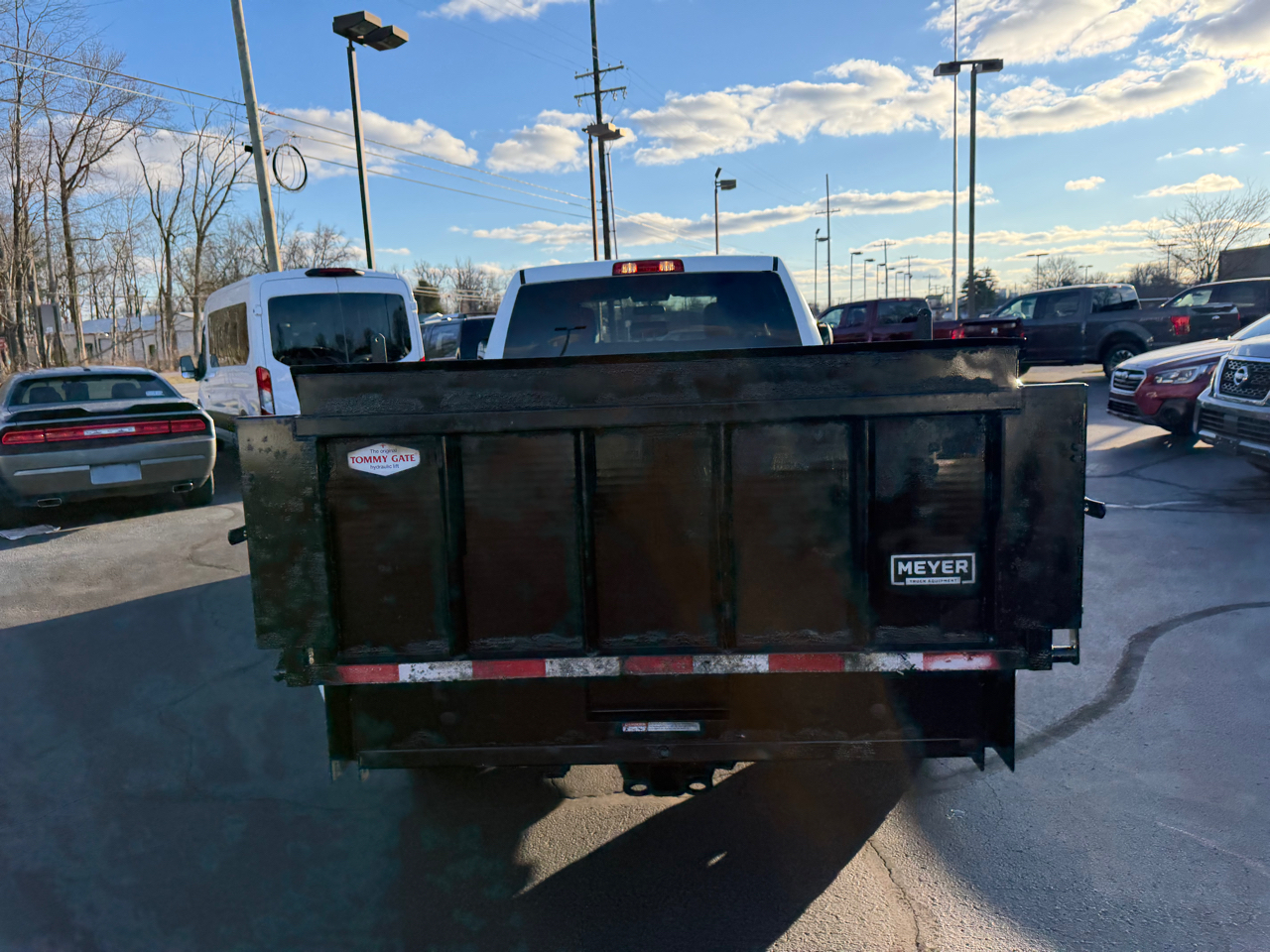 RAM 2500 Tradesman 4x2 Crew Cab 8' Box 2022