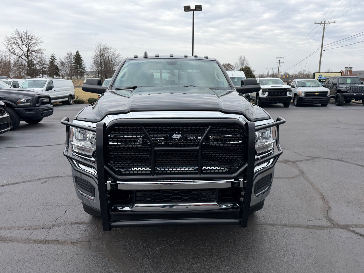 RAM 2500 Tradesman 4x4 Crew Cab 6'4" Box 2020