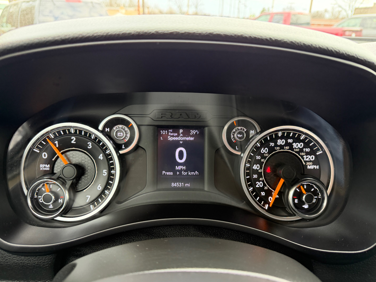 RAM 2500 Tradesman 4x4 Crew Cab 6'4" Box 2020