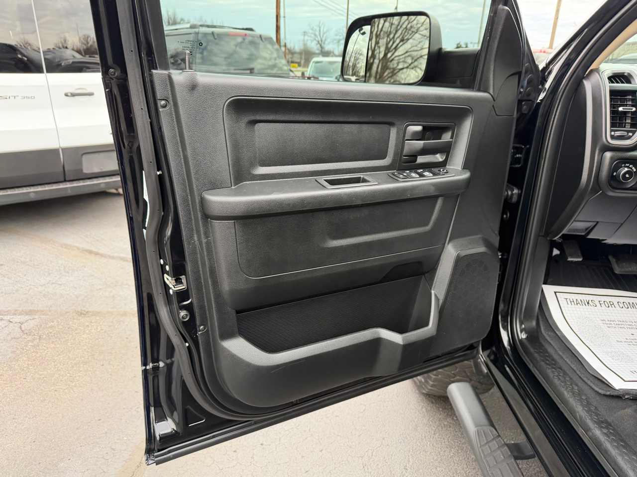 RAM 2500 Tradesman 4x4 Crew Cab 6'4" Box 2020