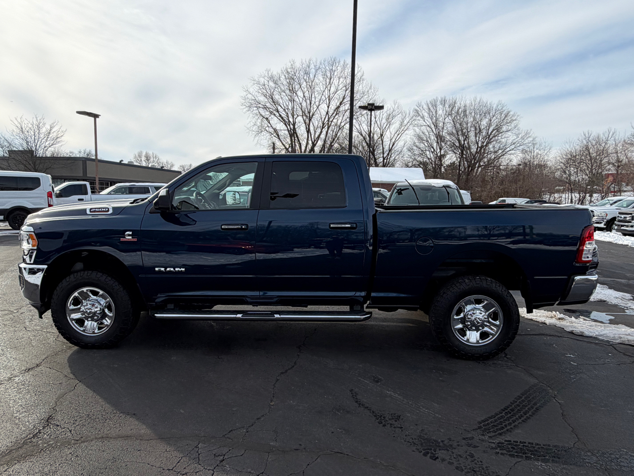 RAM 2500 Big Horn 4x4 Crew Cab 6'4" Box 2019