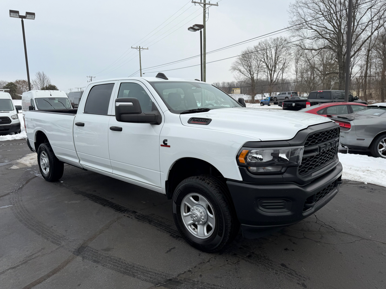 RAM 3500 Tradesman 4x4 Crew Cab 8' Box 2023