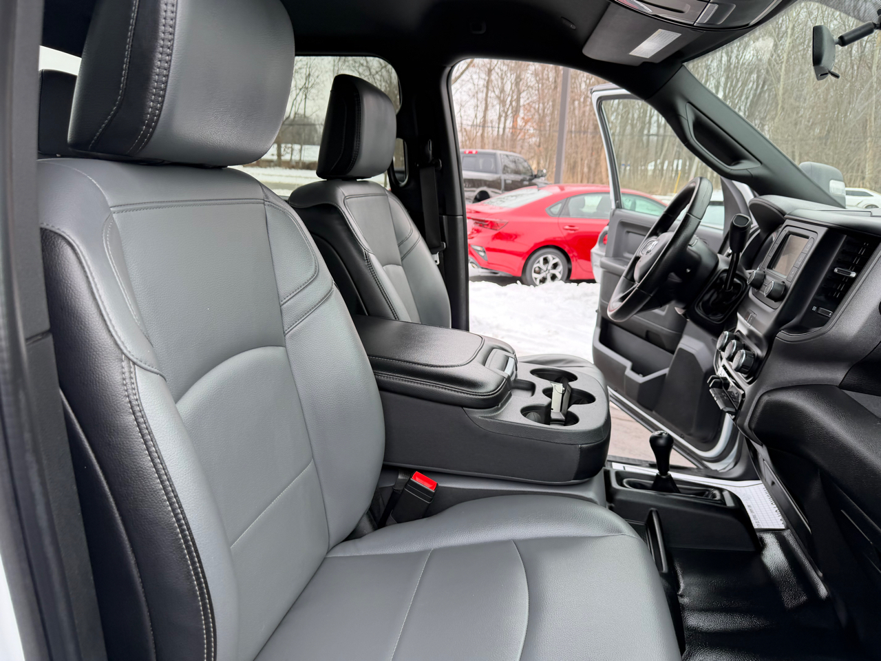 RAM 3500 Tradesman 4x4 Crew Cab 8' Box 2023