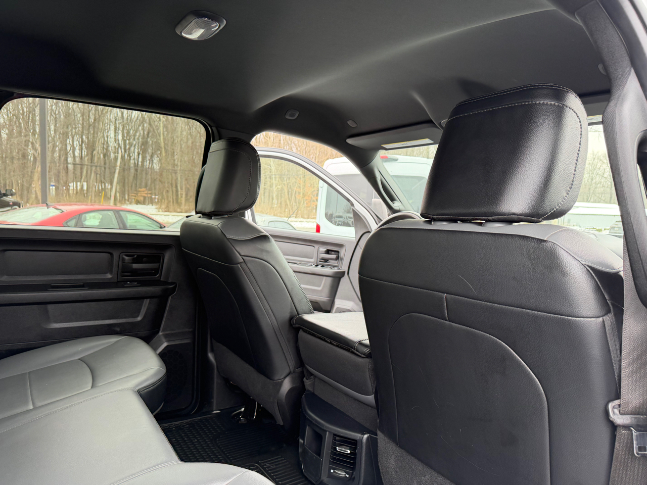 RAM 3500 Tradesman 4x4 Crew Cab 8' Box 2023