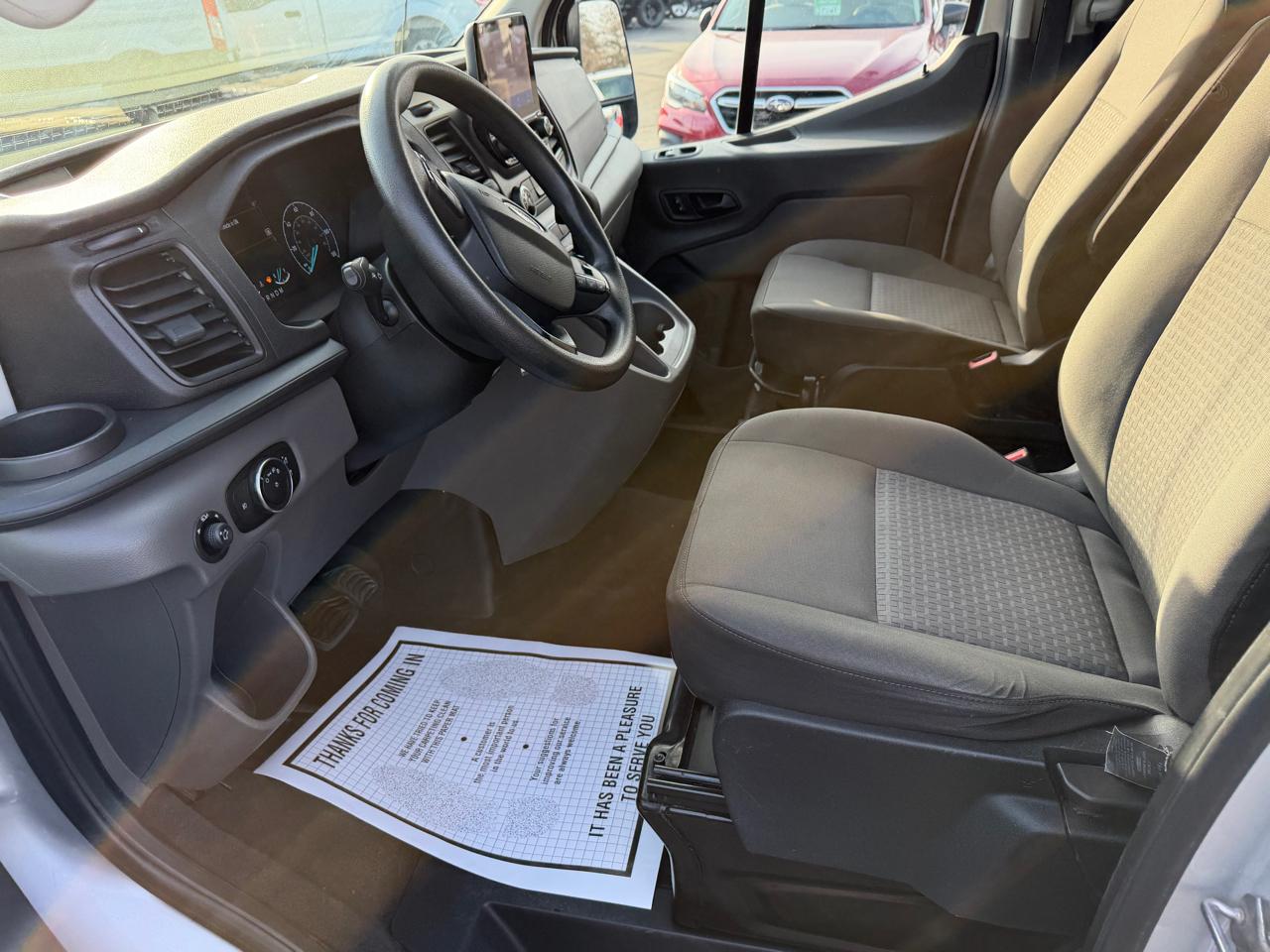 Ford Transit Passenger Wagon T-350 148" Low Roof XLT RWD 2020