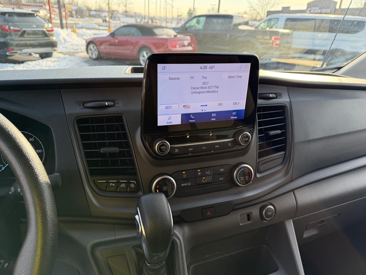 Ford Transit Passenger Wagon T-350 148" Low Roof XLT RWD 2020