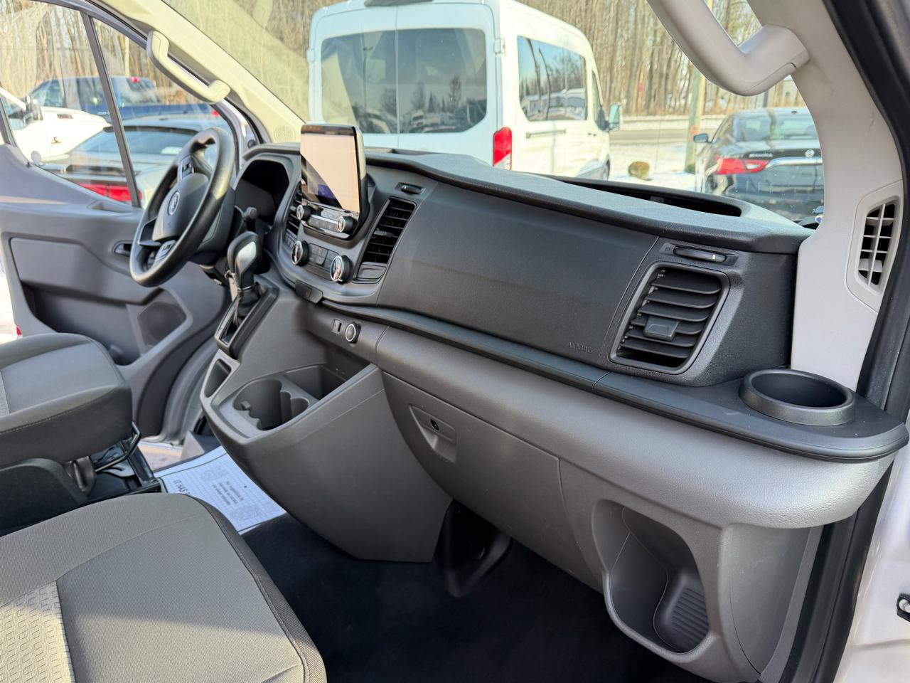 Ford Transit Passenger Wagon T-350 148" Low Roof XLT RWD 2020