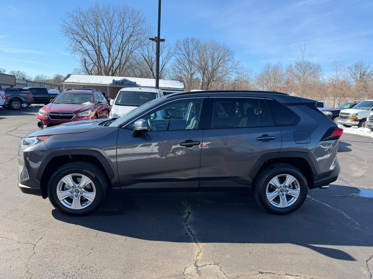 Toyota RAV4 XLE AWD 2019
