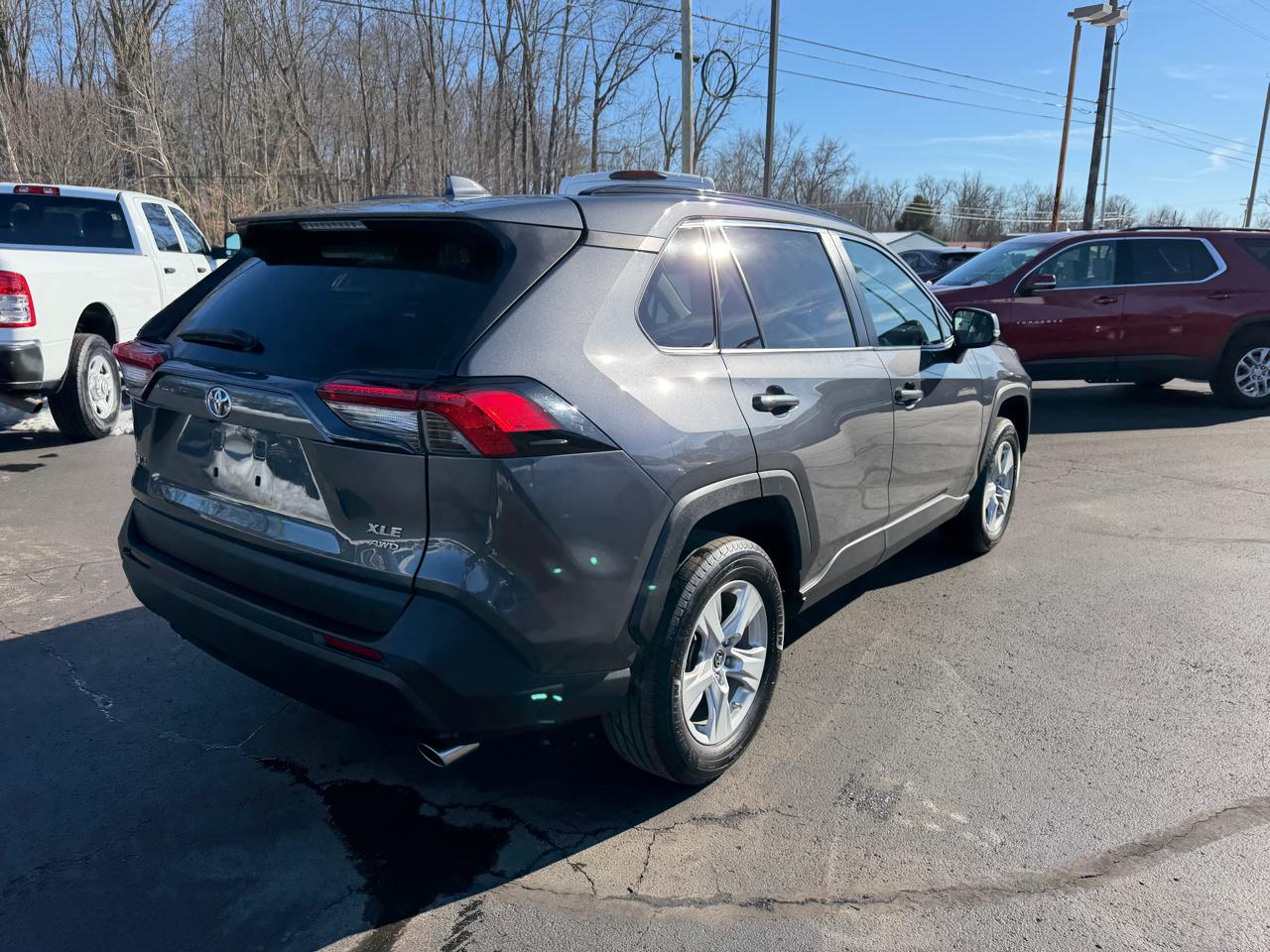 Toyota RAV4 XLE AWD 2019