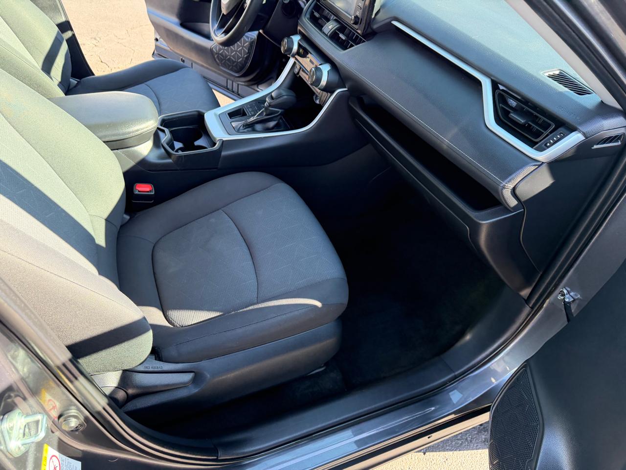 Toyota RAV4 XLE AWD 2019