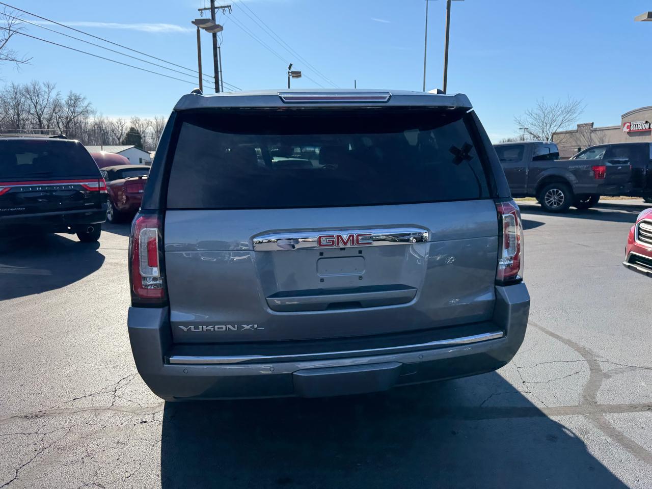GMC Yukon XL 2WD 4dr Denali 2019