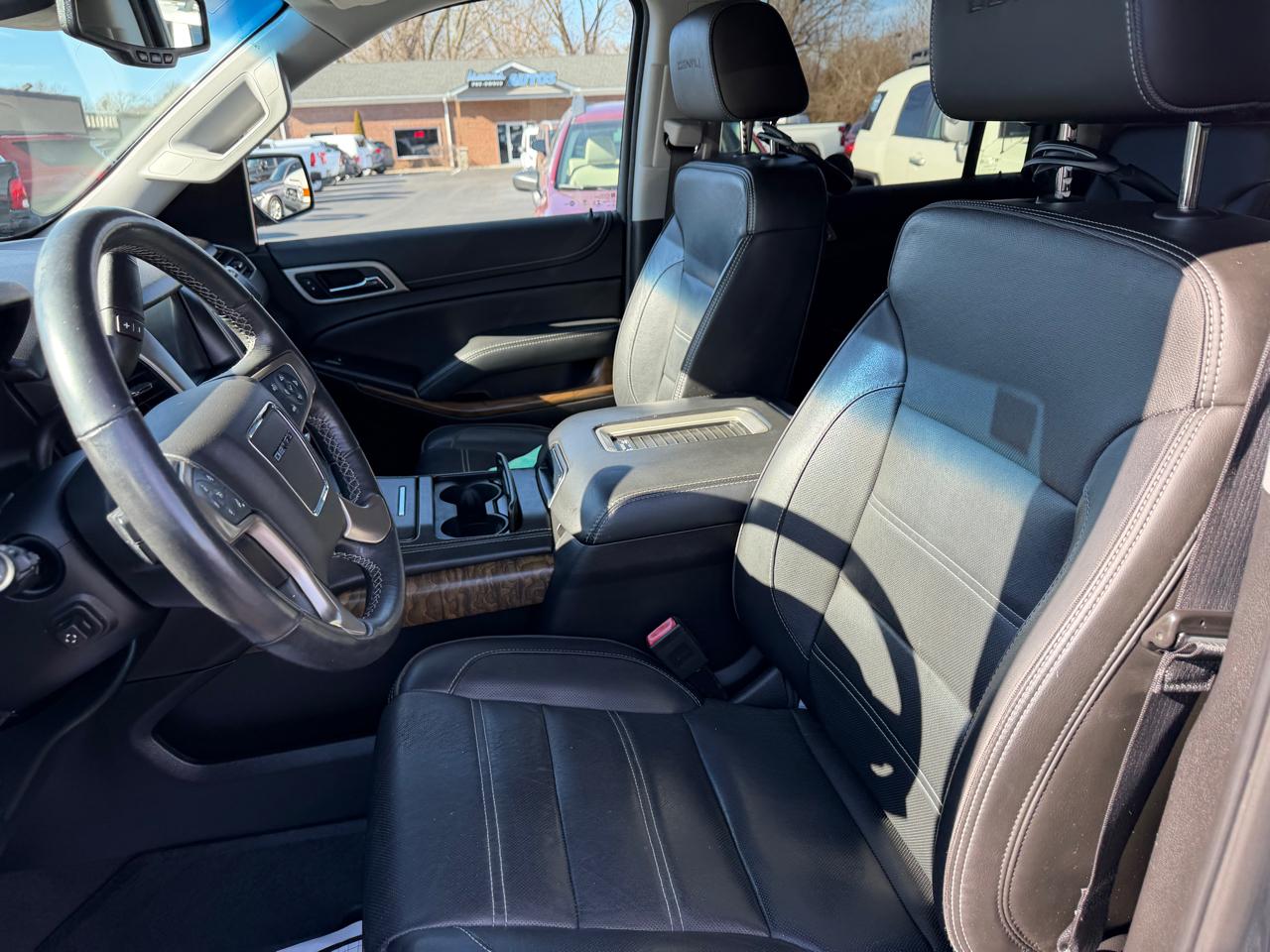 GMC Yukon XL 2WD 4dr Denali 2019