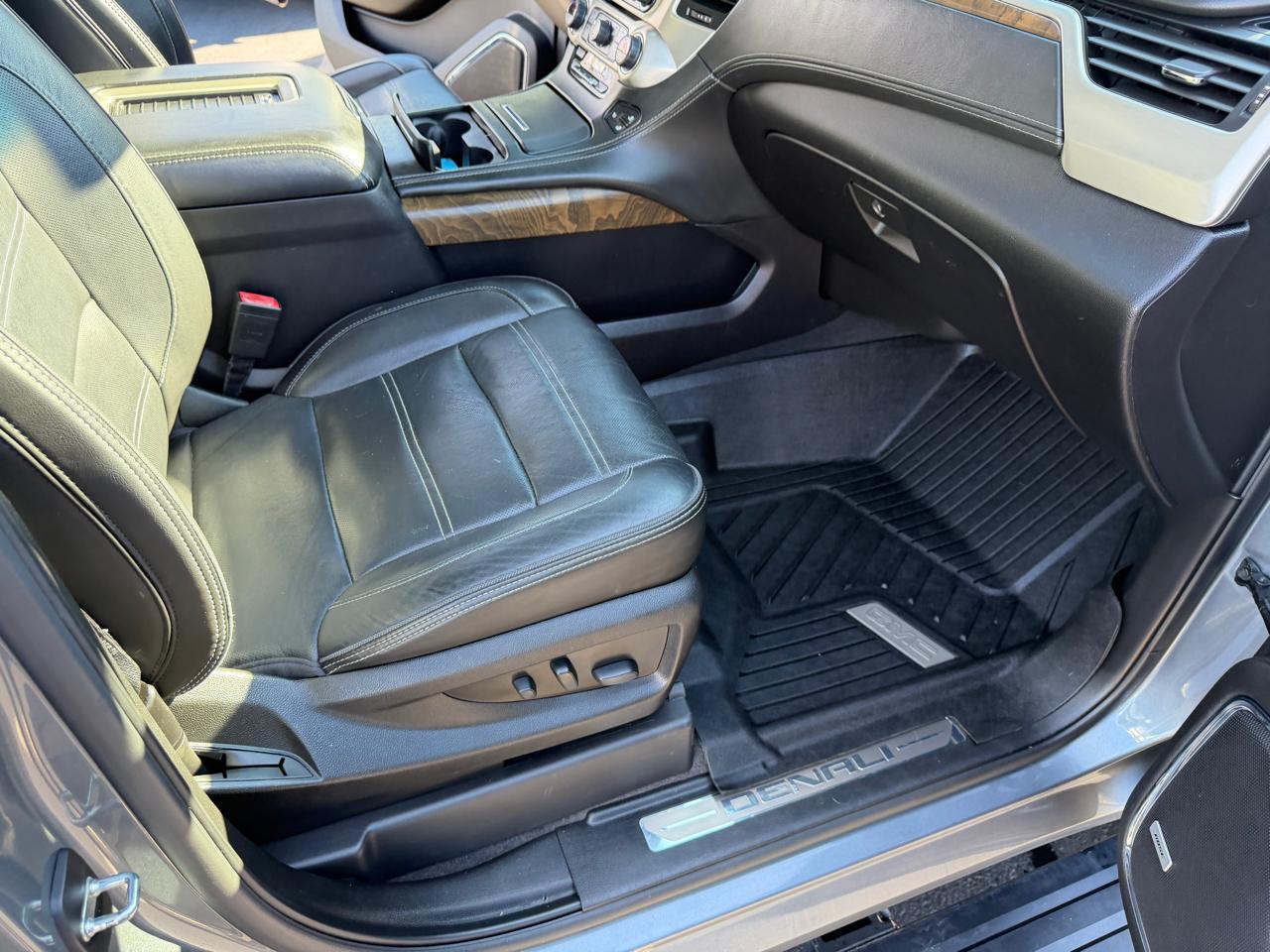 GMC Yukon XL 2WD 4dr Denali 2019