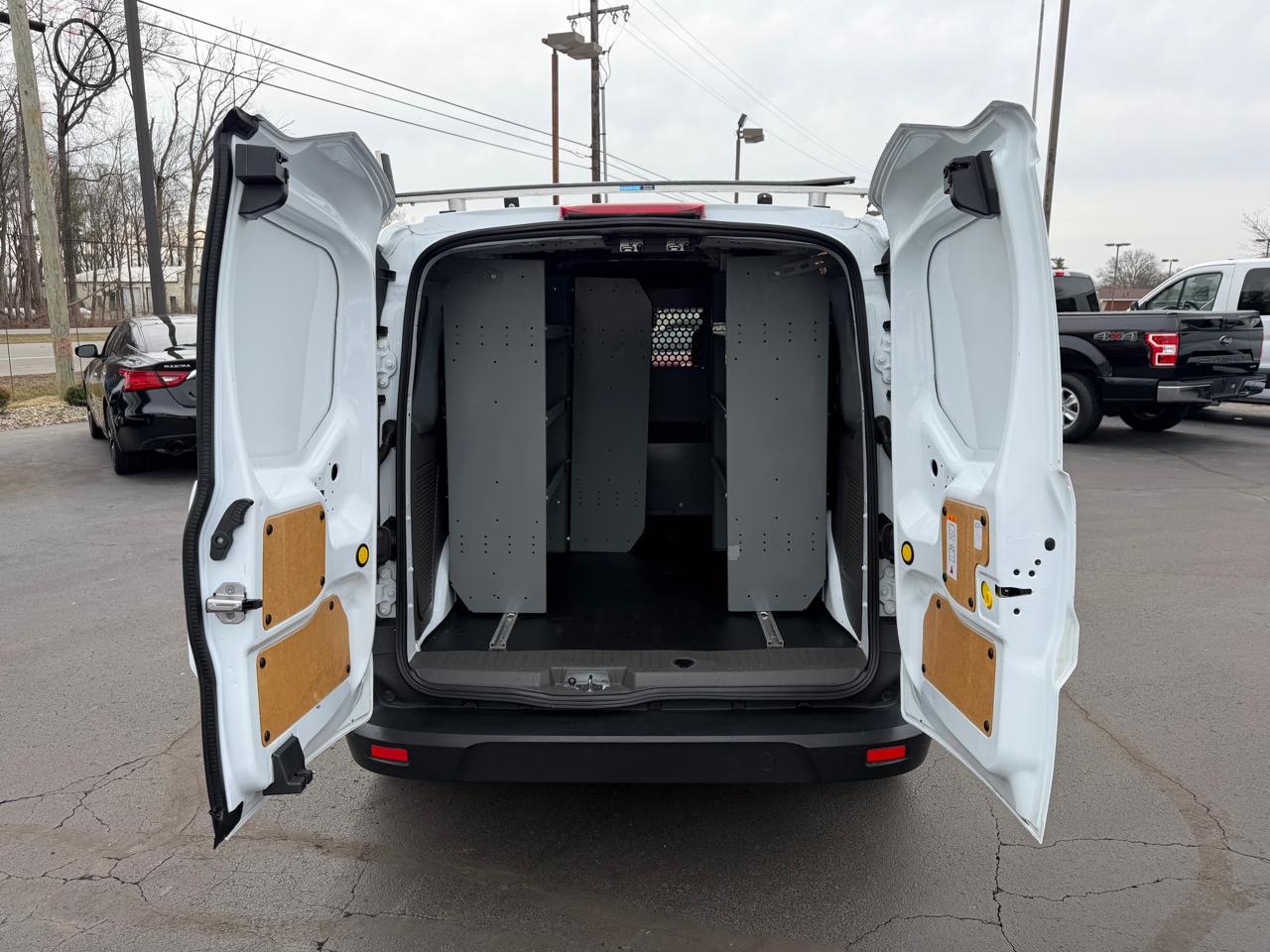 Ford Transit Connect Van XL LWB w/Rear Symmetrical Doors 2022