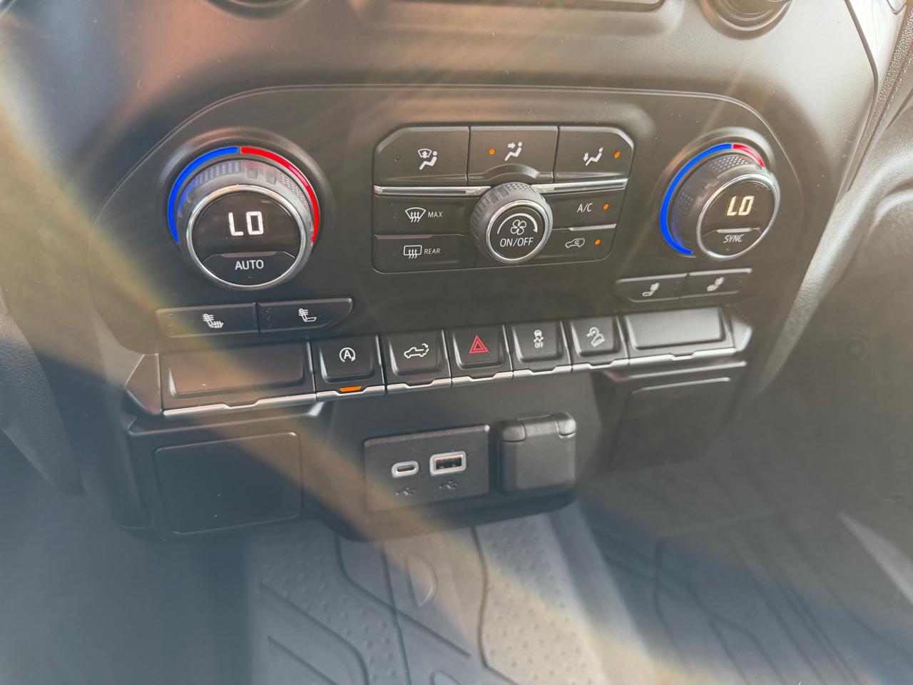 Chevrolet Silverado 1500  2019