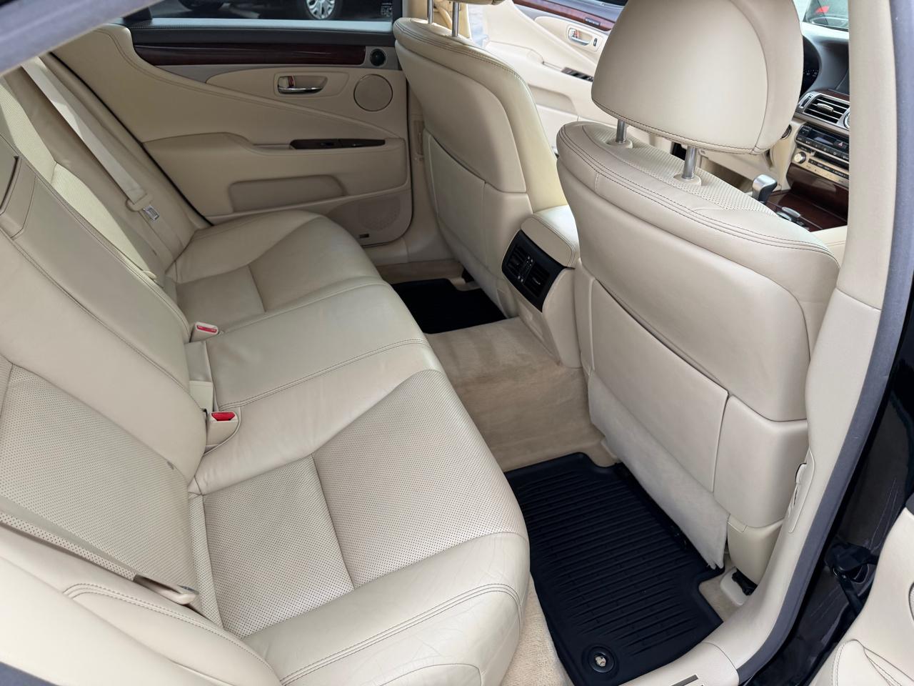 Lexus LS 460 4dr Sdn AWD 2013