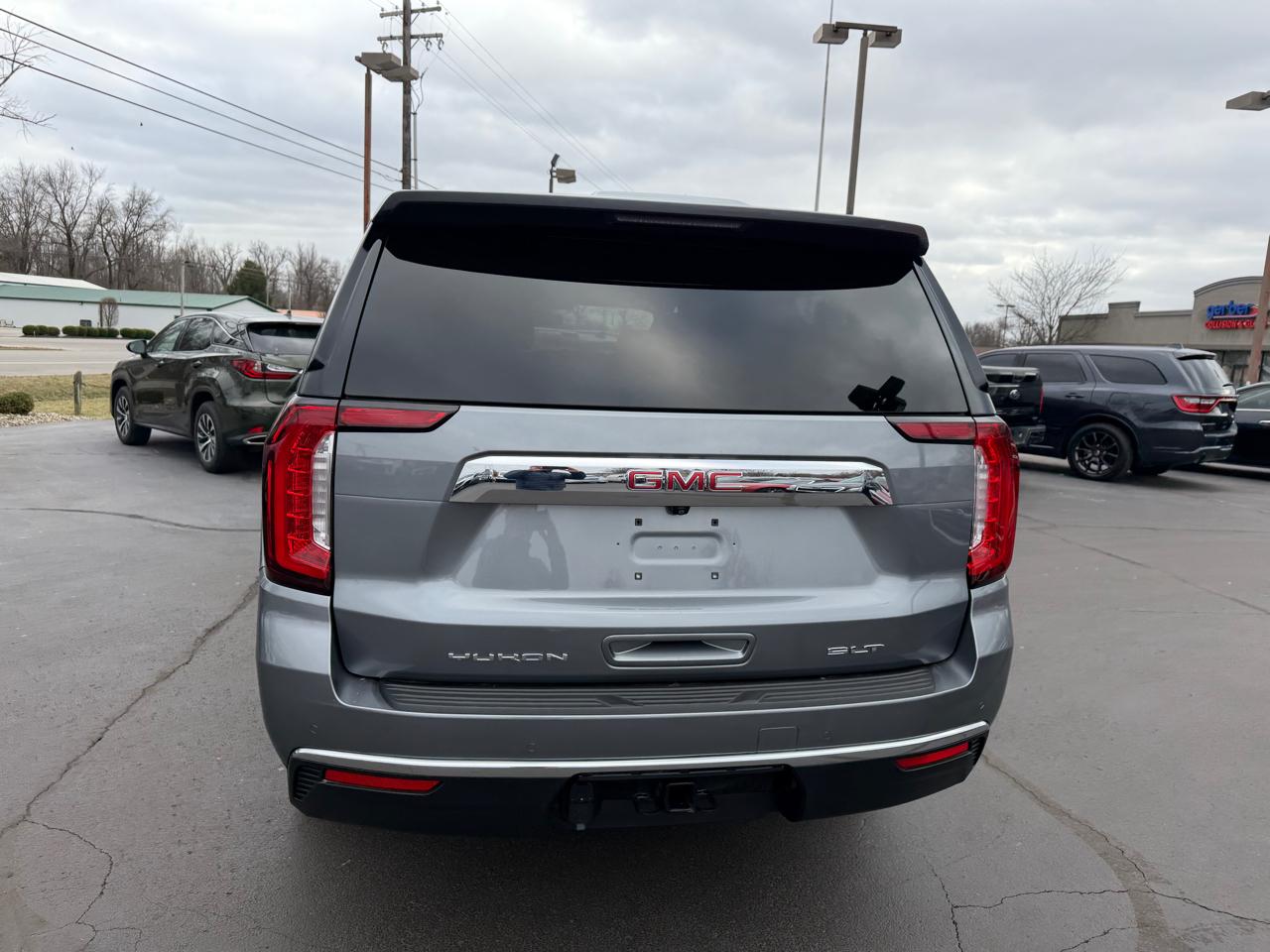 GMC Yukon XL 4WD 4dr SLT 2022