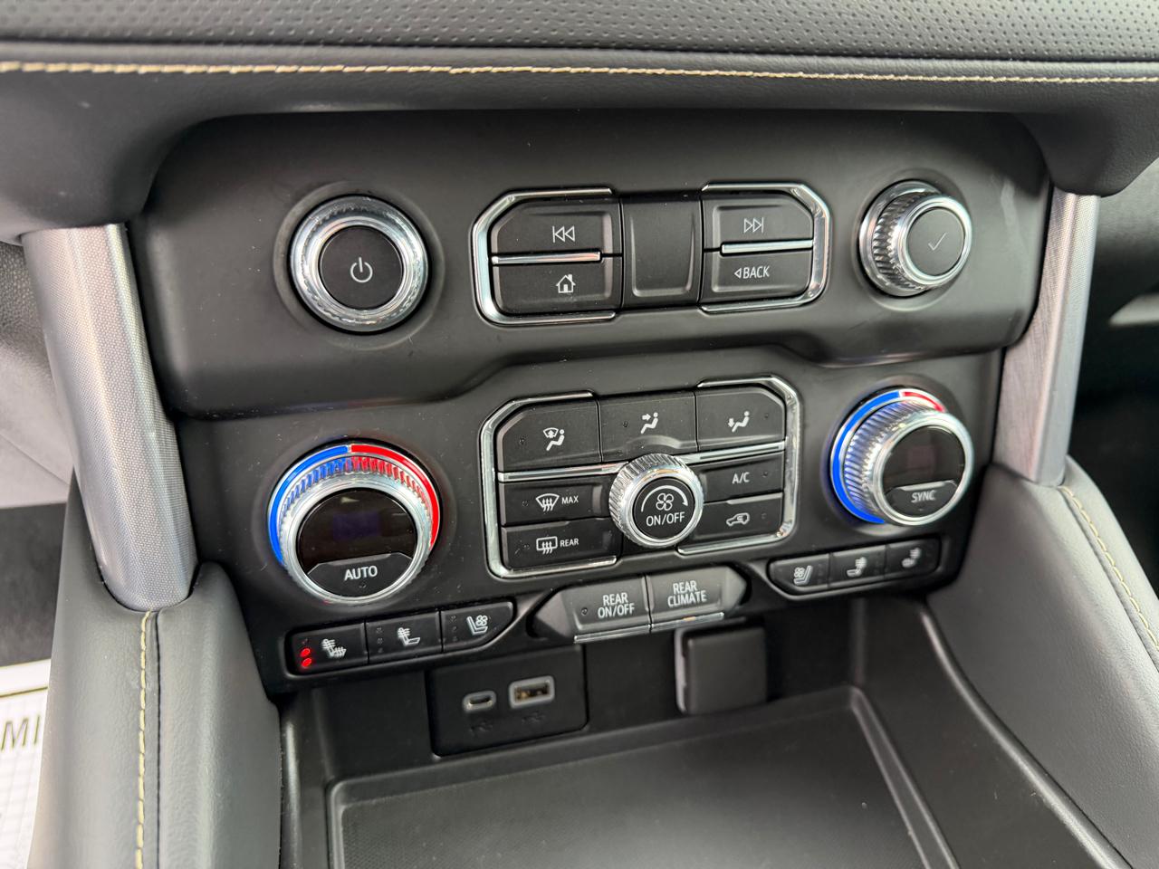 GMC Yukon XL 4WD 4dr SLT 2022