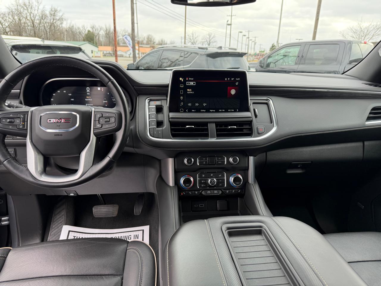 GMC Yukon XL 4WD 4dr SLT 2022