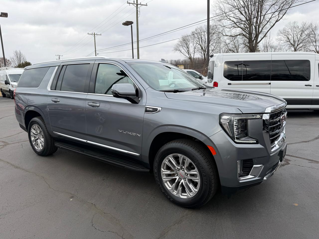 GMC Yukon XL 4WD 4dr SLT 2022