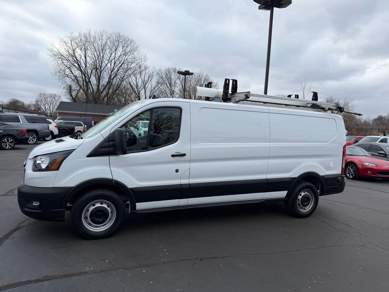 Ford Transit Cargo Van T-150 130" Low Rf 8670 GVWR RWD 2020