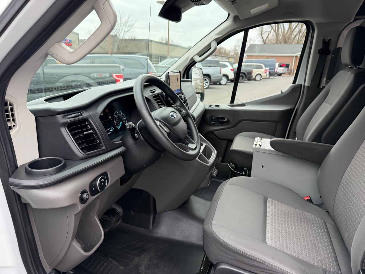 Ford Transit Cargo Van T-150 130" Low Rf 8670 GVWR RWD 2020