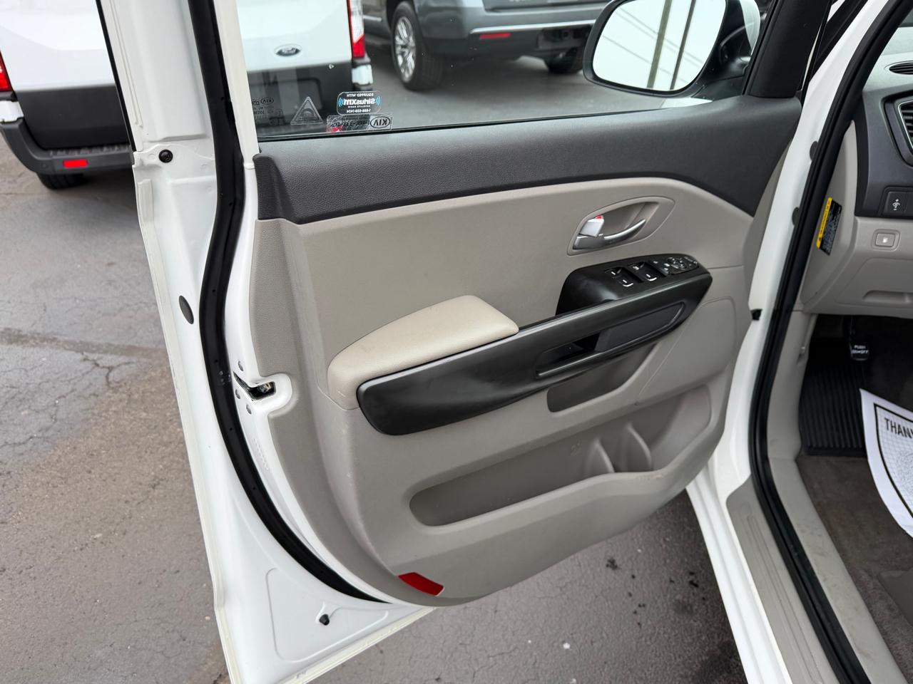 Kia Sedona 4dr Wgn LX 2016