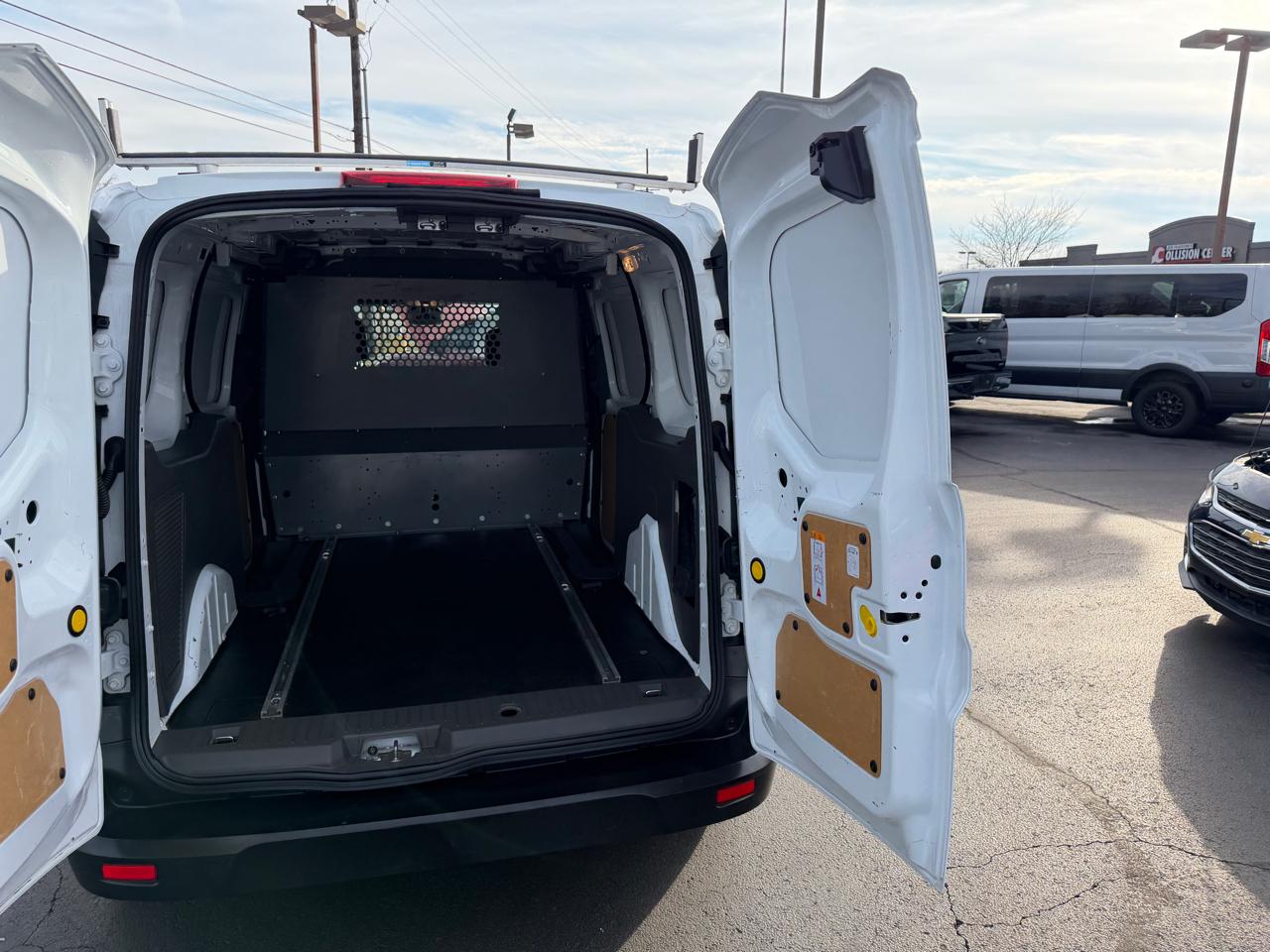 Ford Transit Connect Van XL LWB w/Rear Symmetrical Doors 2020