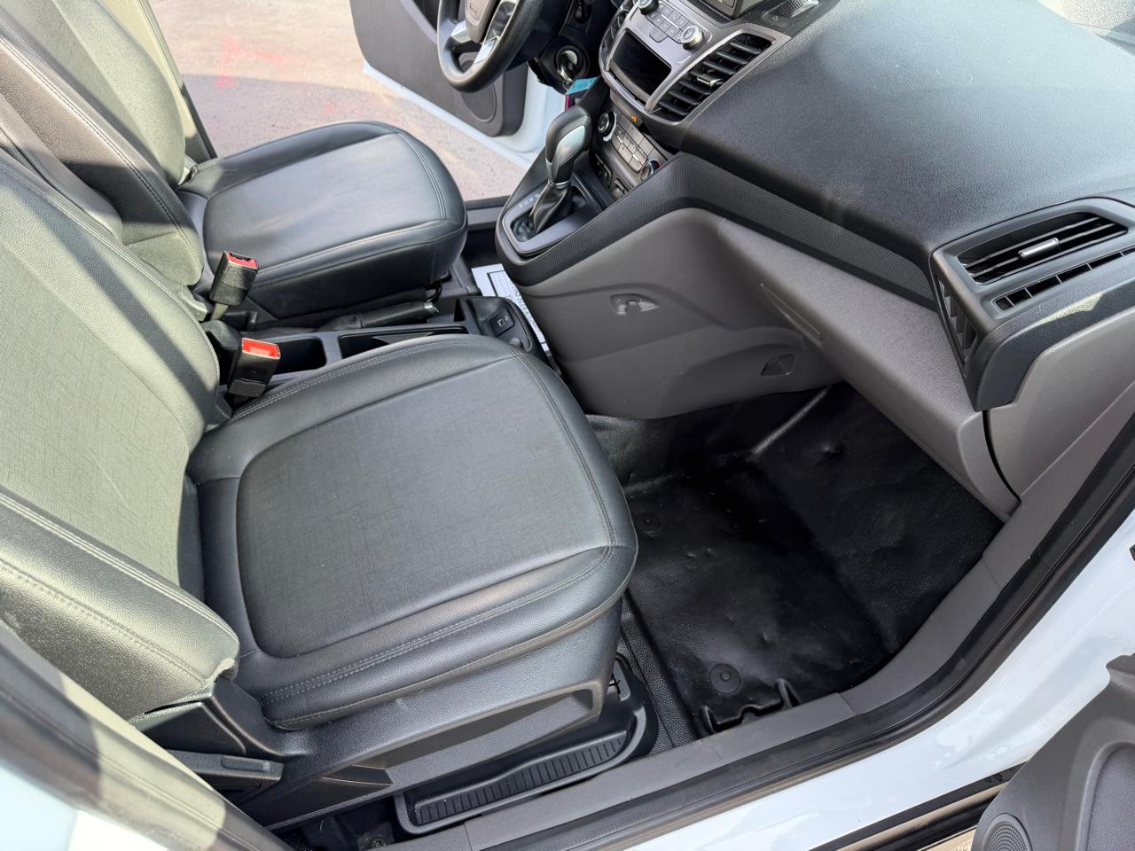 Ford Transit Connect Van XL LWB w/Rear Symmetrical Doors 2020