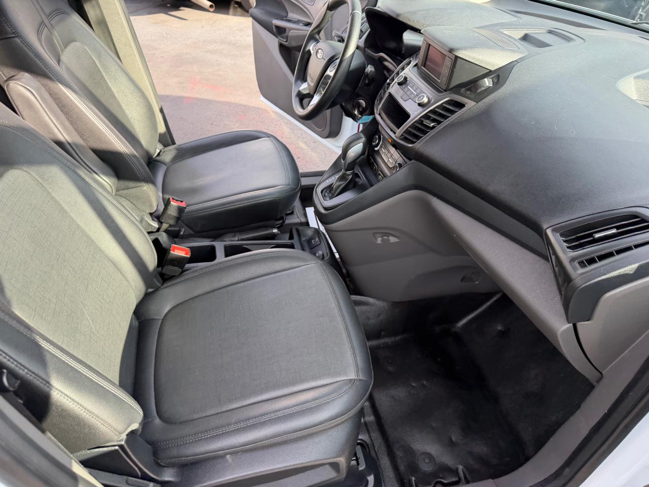 Ford Transit Connect Van XL LWB w/Rear Symmetrical Doors 2020