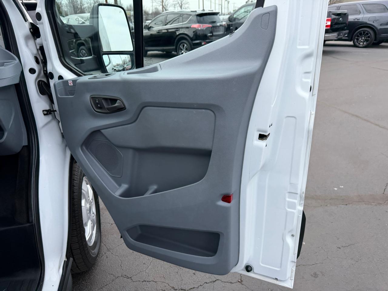 Ford Transit Van T-250 130" Low Rf 9000 GVWR Sliding RH Dr 2019