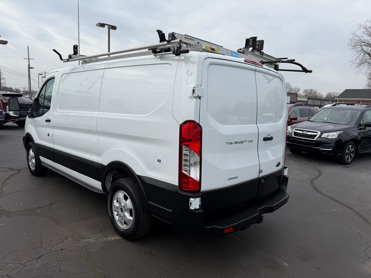 Ford Transit Van T-250 130" Low Rf 9000 GVWR Sliding RH Dr 2019