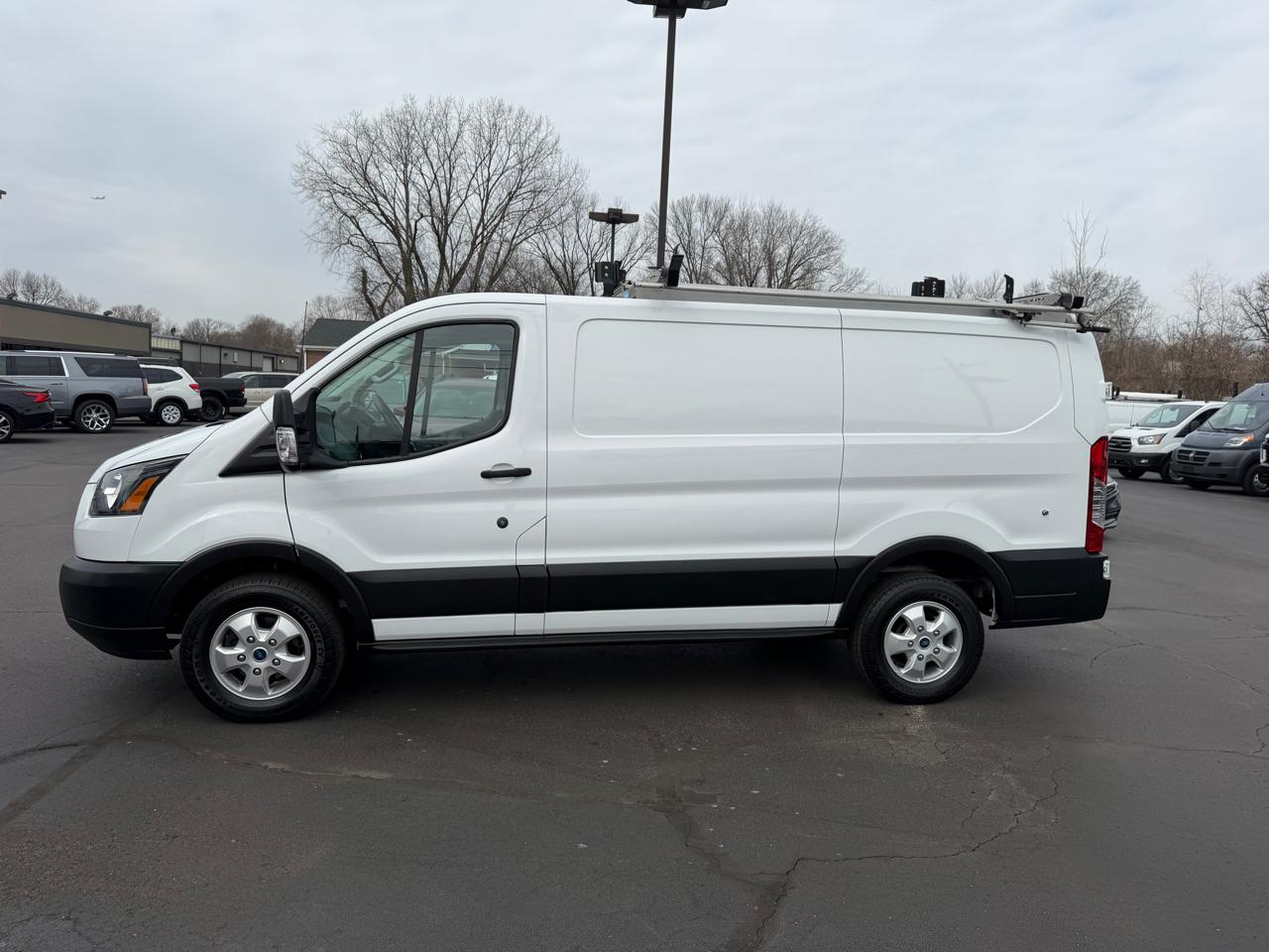 Ford Transit Van T-250 130" Low Rf 9000 GVWR Sliding RH Dr 2019