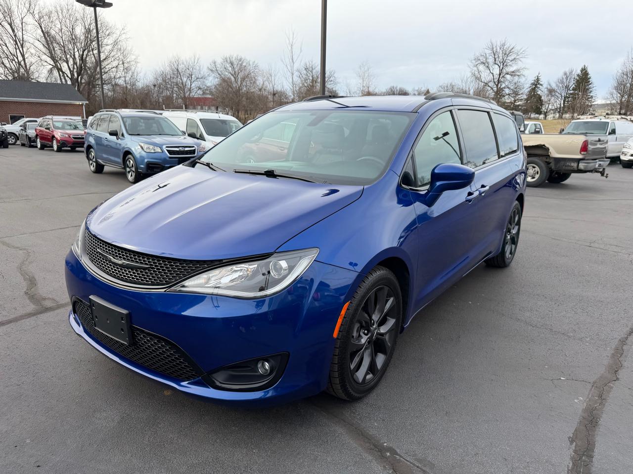 Chrysler Pacifica  2020